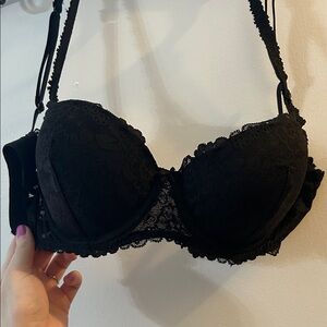 Elegant Black Lace Push-Up Bra Victoria Secret
